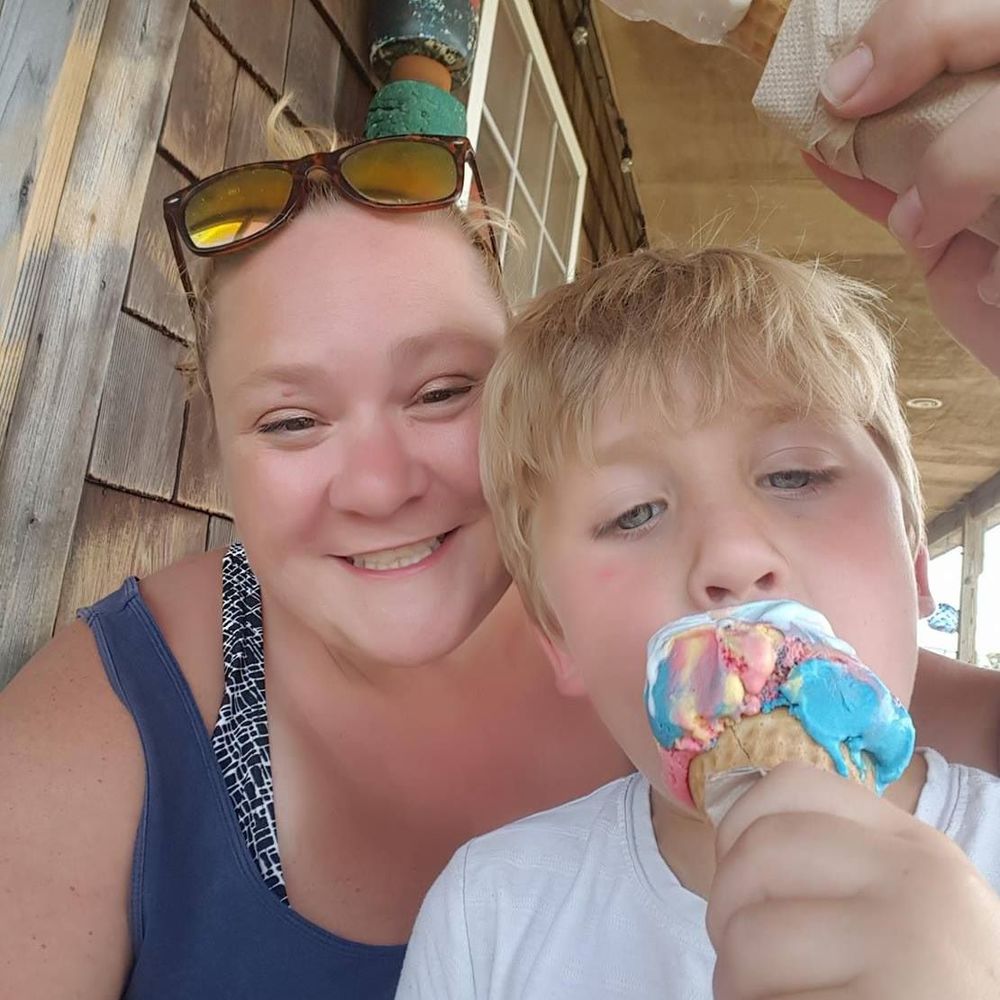 Meet your Posher, Lyndsey